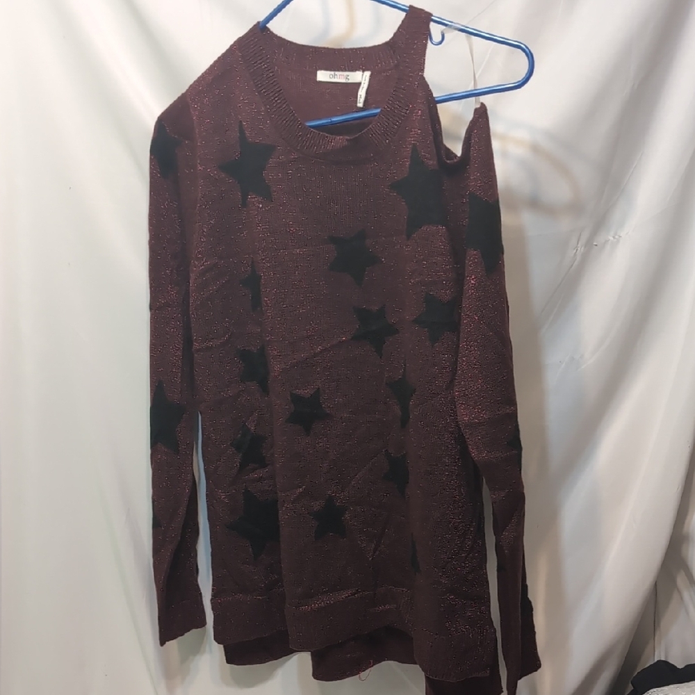 Ohmg Women's Burgundy Sweater with Black Stars